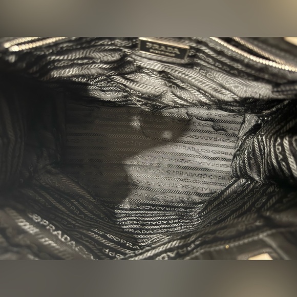 Authentic Prada Tessuto Nylon Tote Vintage - Picture 7 of 9